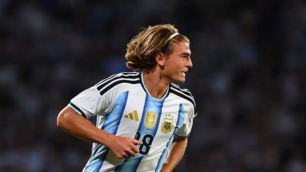 El seleccionado vuelve a sonreír en Córdoba: la Argentina le gana 2-0 a Bolivia con goles de sus cracks