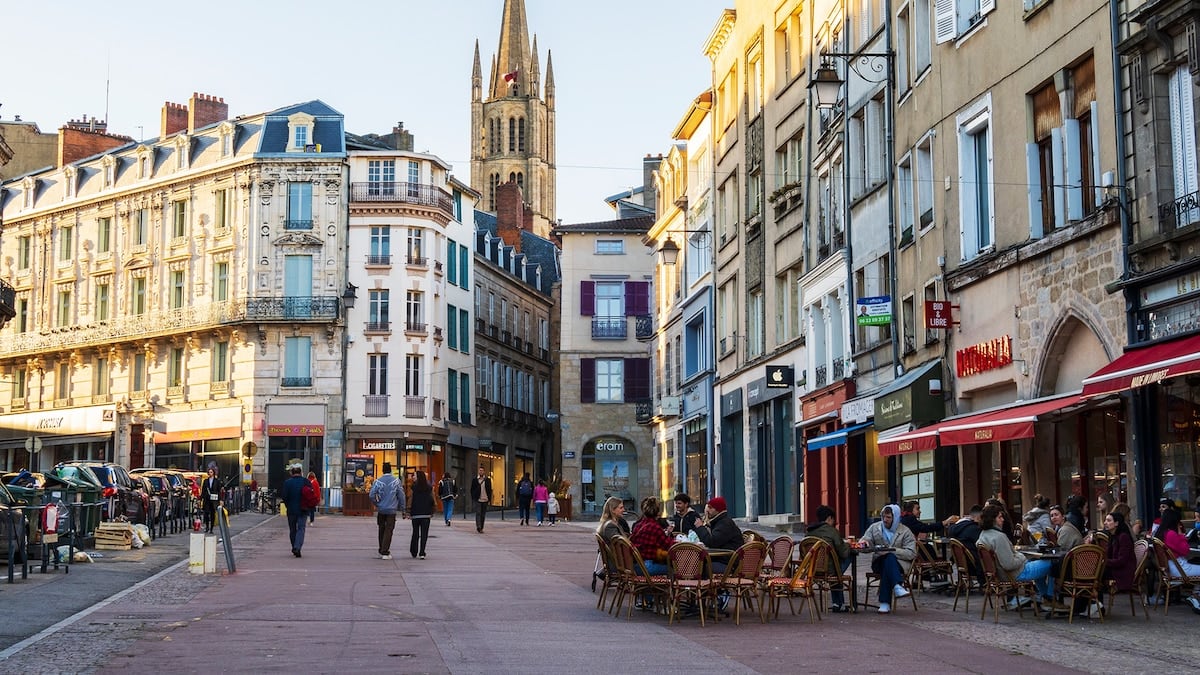 Limoges: mil años de fuego en una ciudad que sigue fabricando porcelana y esmalte