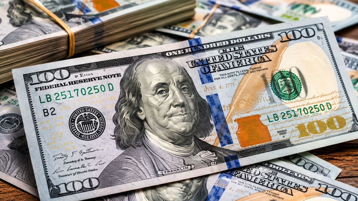 Dólar oficial: el Banco Nación vendió a $1540 y dejó un piso para el lunes