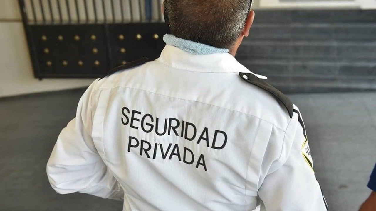 Escala salarial de vigiladores privados: el total conformado de octubre alcanza los 1.838.200 pesos y proyecta 1.930.000 en diciembre
