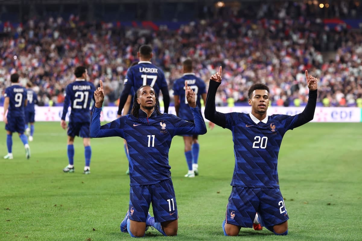 Francia la descuidadó de memoria: cuatro goles en 14 minutos para liquidar a Bélgica en París