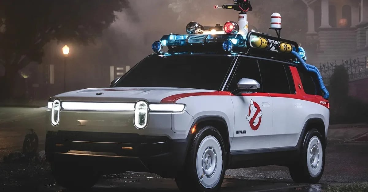 Bill Murray vuelve a ser Venkman, ahora al volante de una camioneta eléctrica con alma de Ecto-1