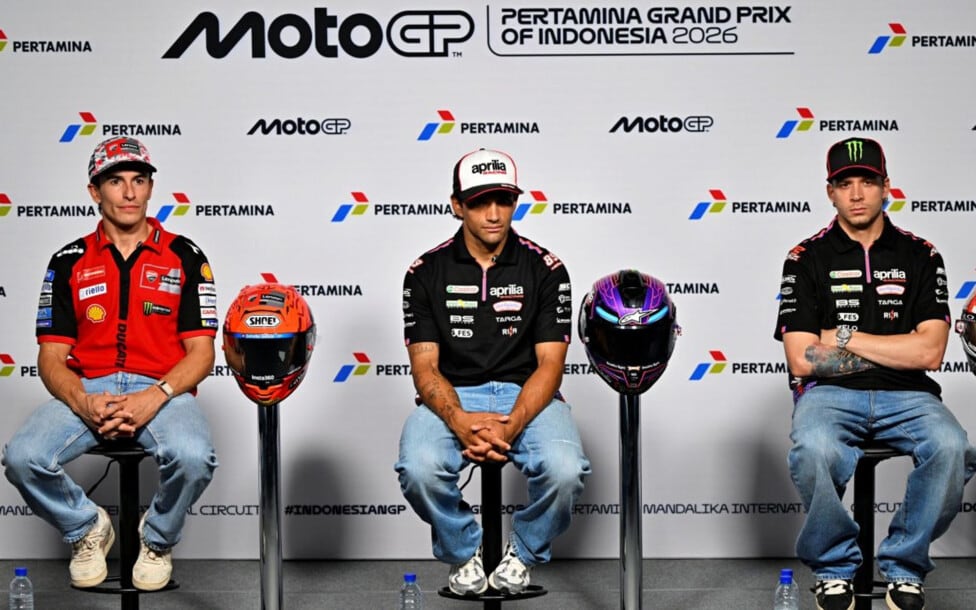 El dilema que no quiere tener nadie: Aprilia evalúa maniatar a sus propios pilotos para salvarle el campeonato a Martín