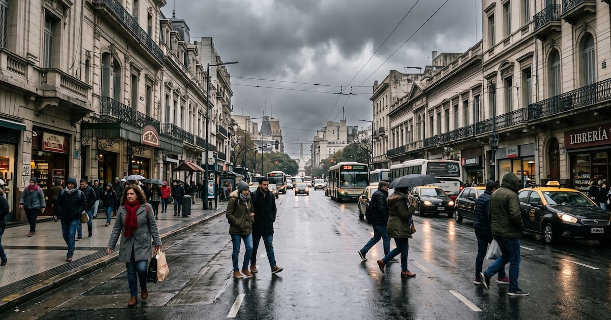 El cielo gris y la vitamina D: cuándo conviene medirse y suplementar, según un especialista
