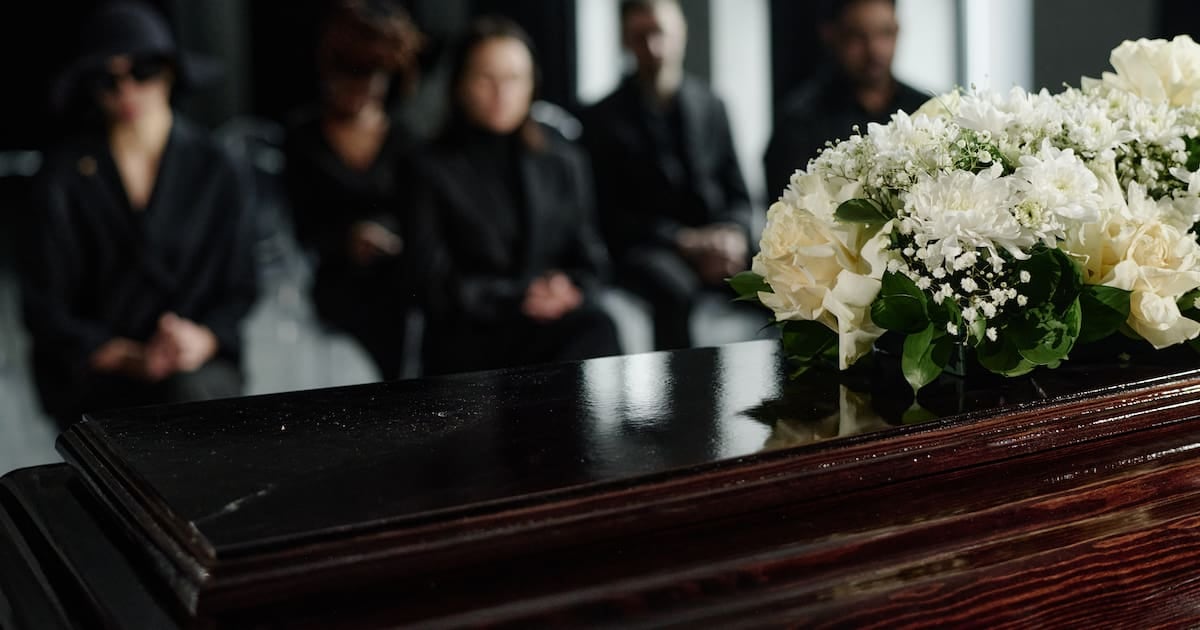 El subsidio que ANSES paga por sepelio de jubilados vuelve a quedar muy por debajo de los costos reales del servicio funerario